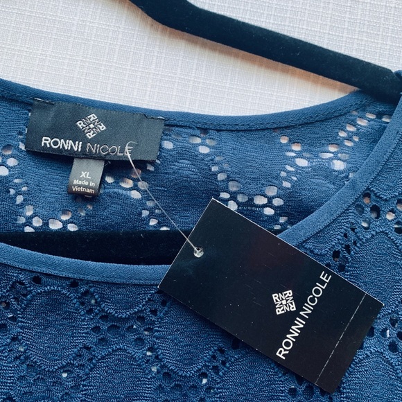 Sleeveless Navy Dress Size XL by Ronni Nicole NWT - Picture 2 of 7